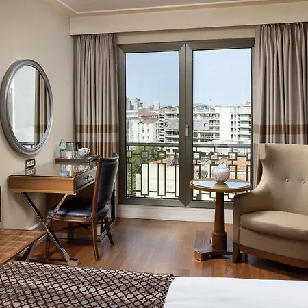 Titanic Taksim 4*