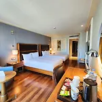 Hotell Titanic Taksim