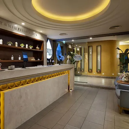 Hotel Titanic Taksim 4*