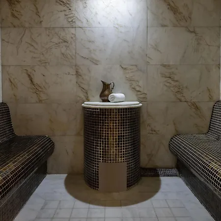 Hotel Titanic Taksim Istanbul