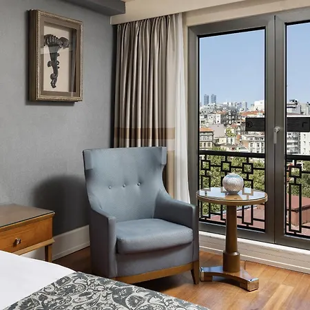 Titanic Taksim Hotel