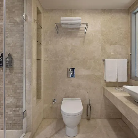 Titanic Taksim 4*