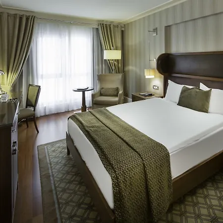 Titanic Taksim Hotell