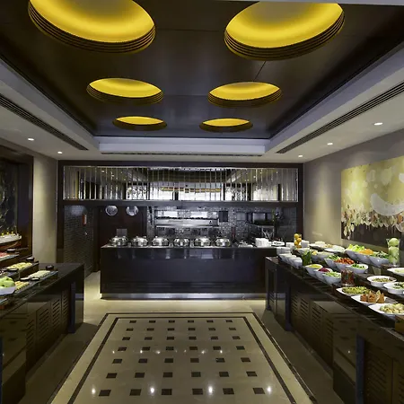 Titanic Taksim Hotel 4*