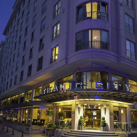 Titanic Taksim Hotel 4*