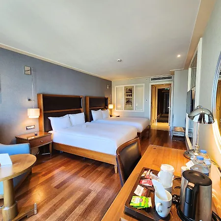 Hotel Titanic Taksim