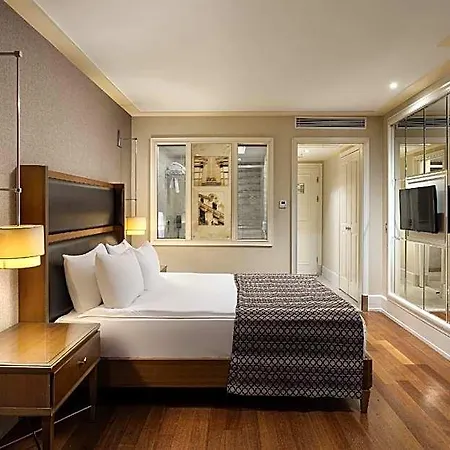 Titanic Taksim 4* Istanbul