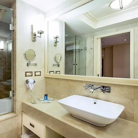 Hotel Titanic Taksim