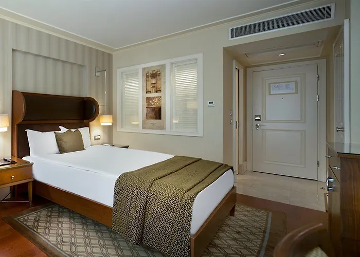 Otel Titanic Taksim İstanbul