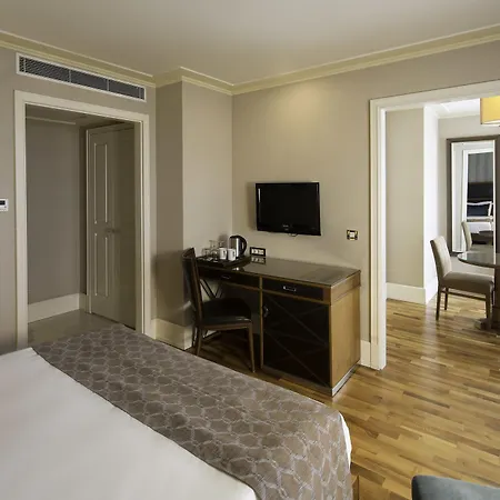 Hotel Titanic Taksim Istanbul