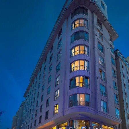 타이타닉 시티 탁심 호텔