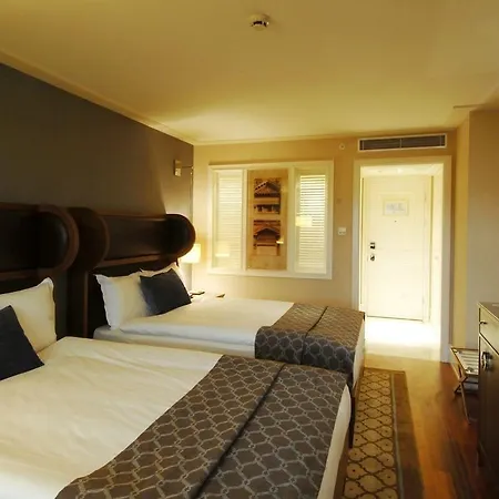 Titanic Taksim 4* Istanbul