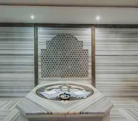 Titanic Taksim 4*