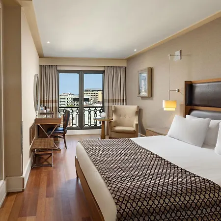 타이타닉 시티 탁심