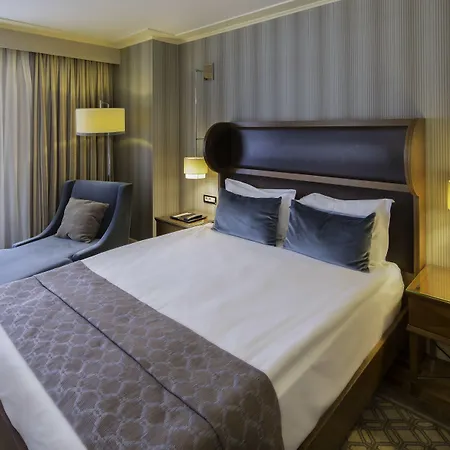 타이타닉 시티 탁심 4* 이스탄불