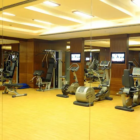 타이타닉 시티 탁심 호텔 4*