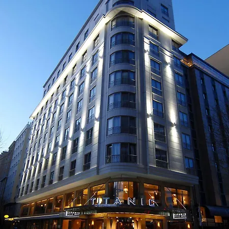 Titanic Taksim Hotel