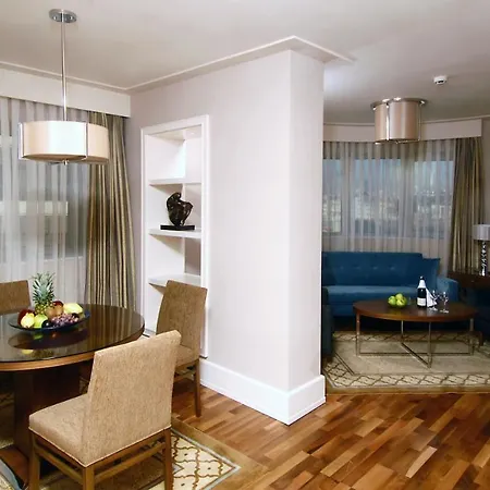 Titanic Taksim Hotel 4*