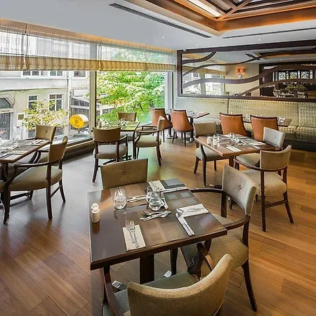 Hotel Titanic Taksim Istanbul