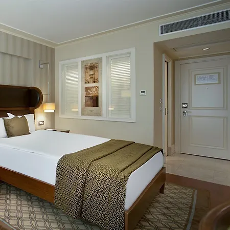 Hotel Titanic Taksim Istanbul