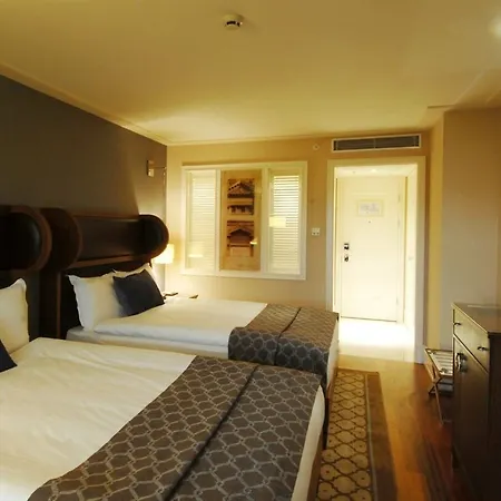 타이타닉 시티 탁심 4* 이스탄불